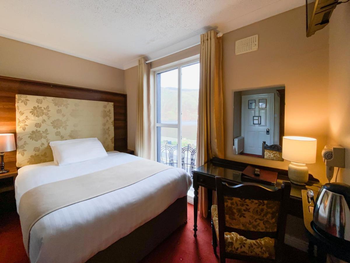 Leenane Hotel ลีนอน ภายนอก รูปภาพ